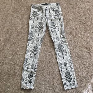 ⭕️SOLD⭕️ Joe’s Jeans “High Water” Paisley